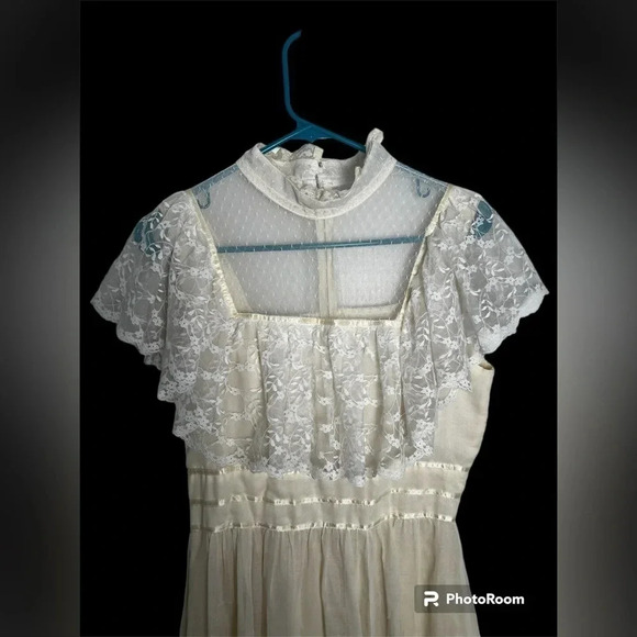 Vintage 70’s Candi Jones California Cream Maxi Dress - Picture 3 of 7